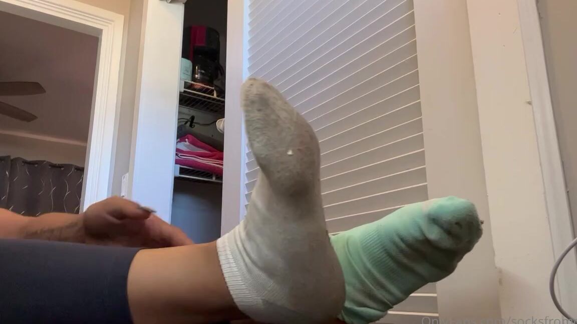 Obeydiosa Nicknamed Obeydiosax Foot Fetish 10 27 2022 Onlyfans Video White Hanes And Teal Sweaty Ankle Sock Removal