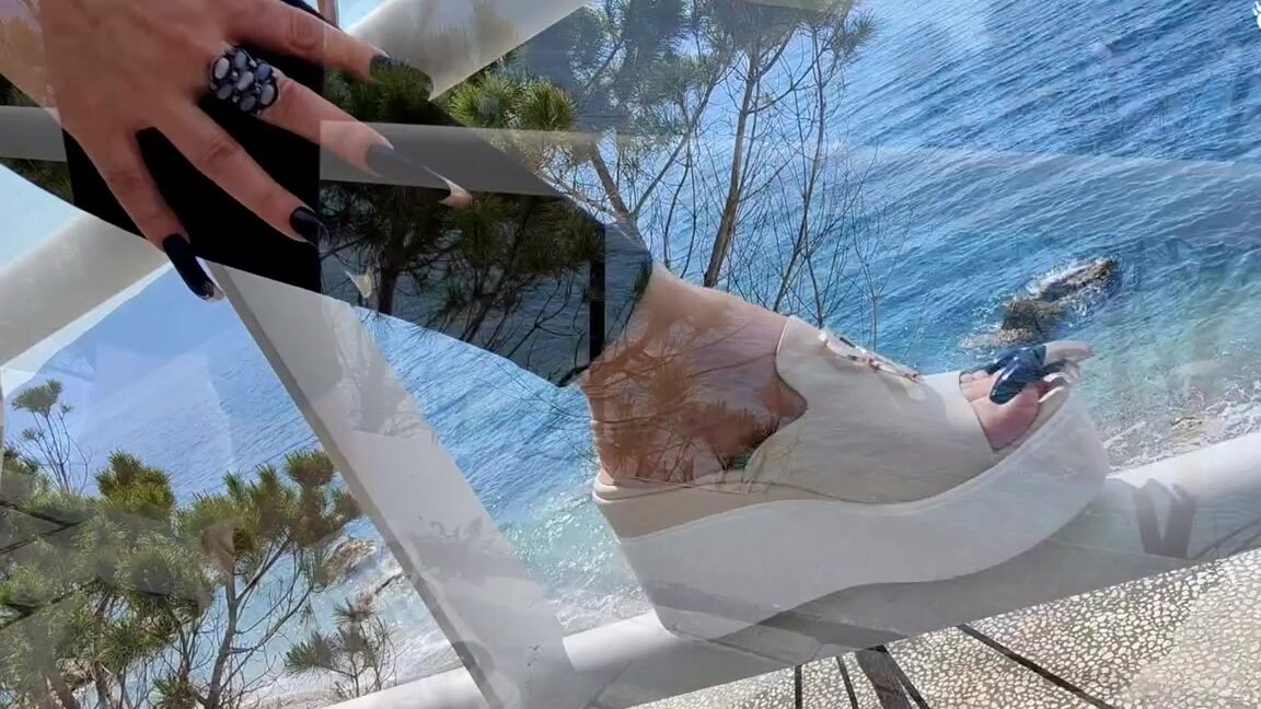 Lora Long Nails Nicknamed Loralongnails Onlyfans Nails Heels Embankment Sea