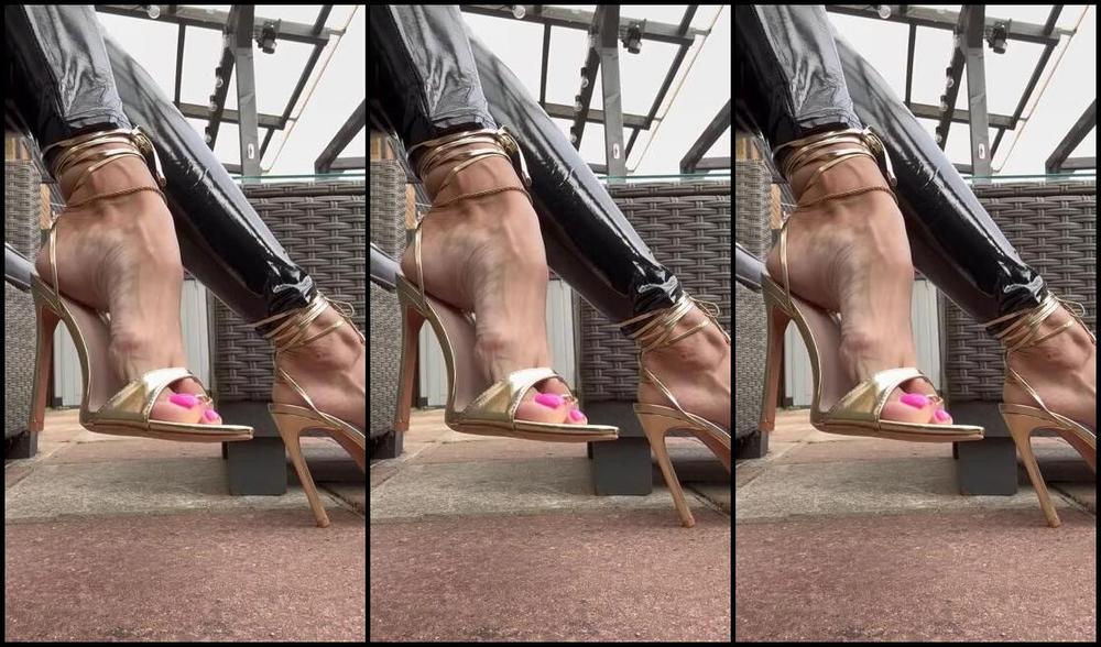 Heels Of Mine Nicknamed Heelsofmine 11 09 2023 Onlyfans Video Just Relax Outside