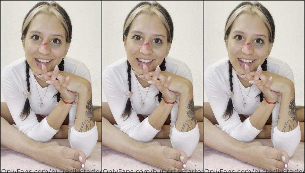 Queenstarb Teasing You With My Sweaty Stinky Feet