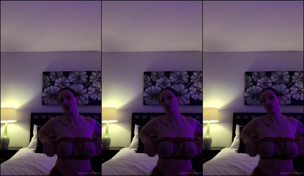 moneybirdette-23-02-2020-158245214-cam-soda-hopefully-now-that-my-boobs-are-a-little-better-molly-can-give-me-some-shoes-in