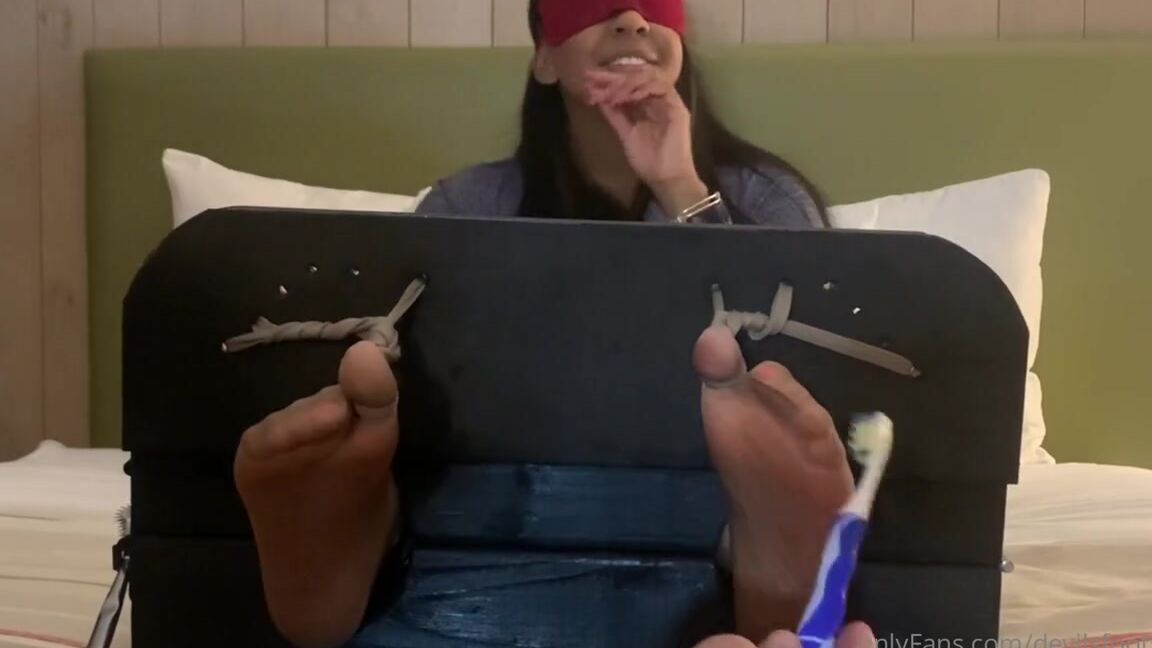 Devilsfootstool Onlyfans Aj Reily S First Time In Stocks