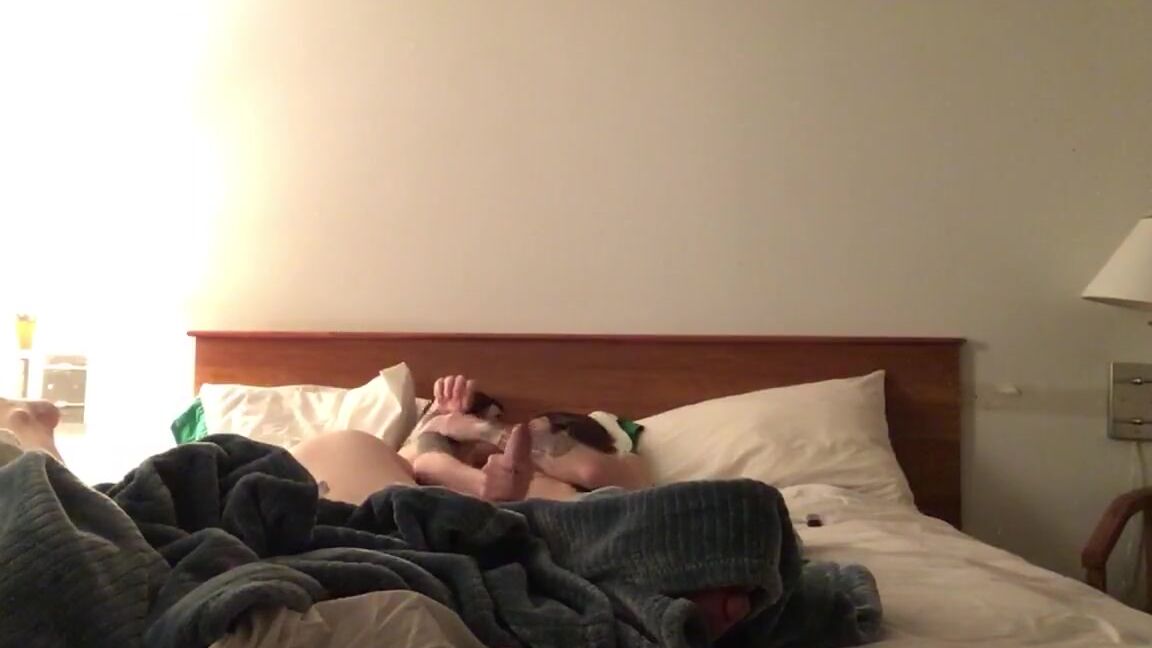 Meet and Fuck in Hotel_AxleFrost PornHubPremium