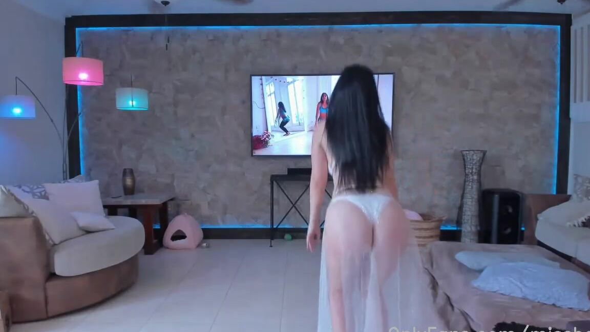 Missbella Onlyfans Belly Dancing Practice Im Happy With The Improvement I Did In 1 Week