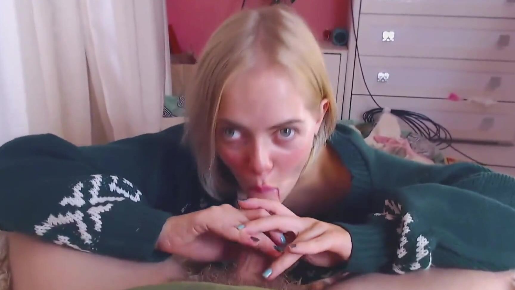 LoveJuicesMaker BIG SANTSA'S PRESENT： POV DEEPTHROAT, PUSSYFUCK AND CUM IN MOUTH Pornhub