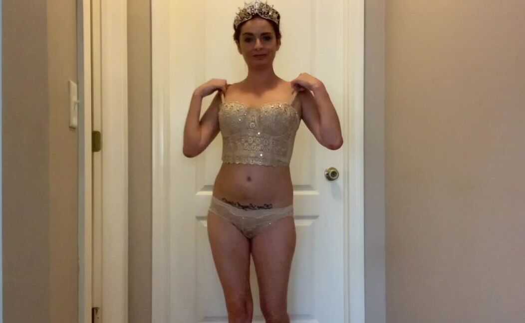 Ashleegraham 2168266894 07 21 2021 Some Days You Just Need To Play Dress Up And Today I M Your Naughty Princess Don T