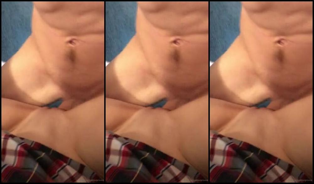 Astrid Mae Nicknamed Sadgirlastrid Onlyfans I Taking Dick F