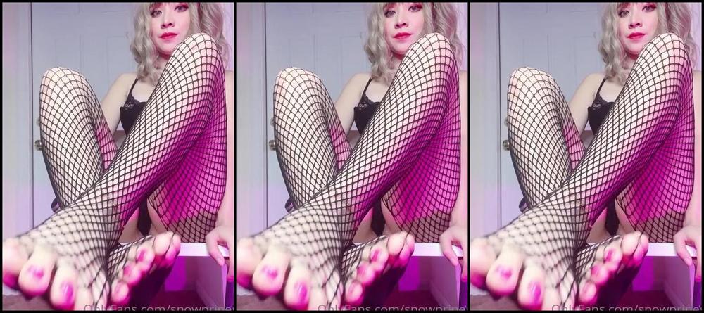 Snowpriness Onlyfans Gotta Do Something For Saturday Night