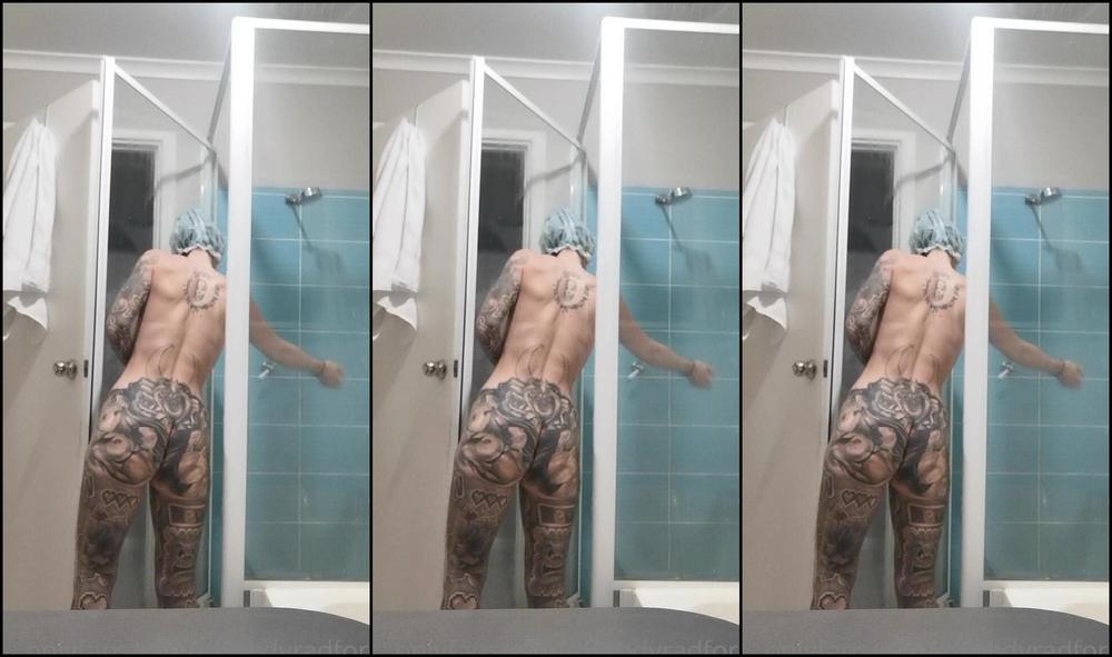 Melodyradford Shower Time I M Finally Home Can T Wait To Make So Much Sexy Content For You