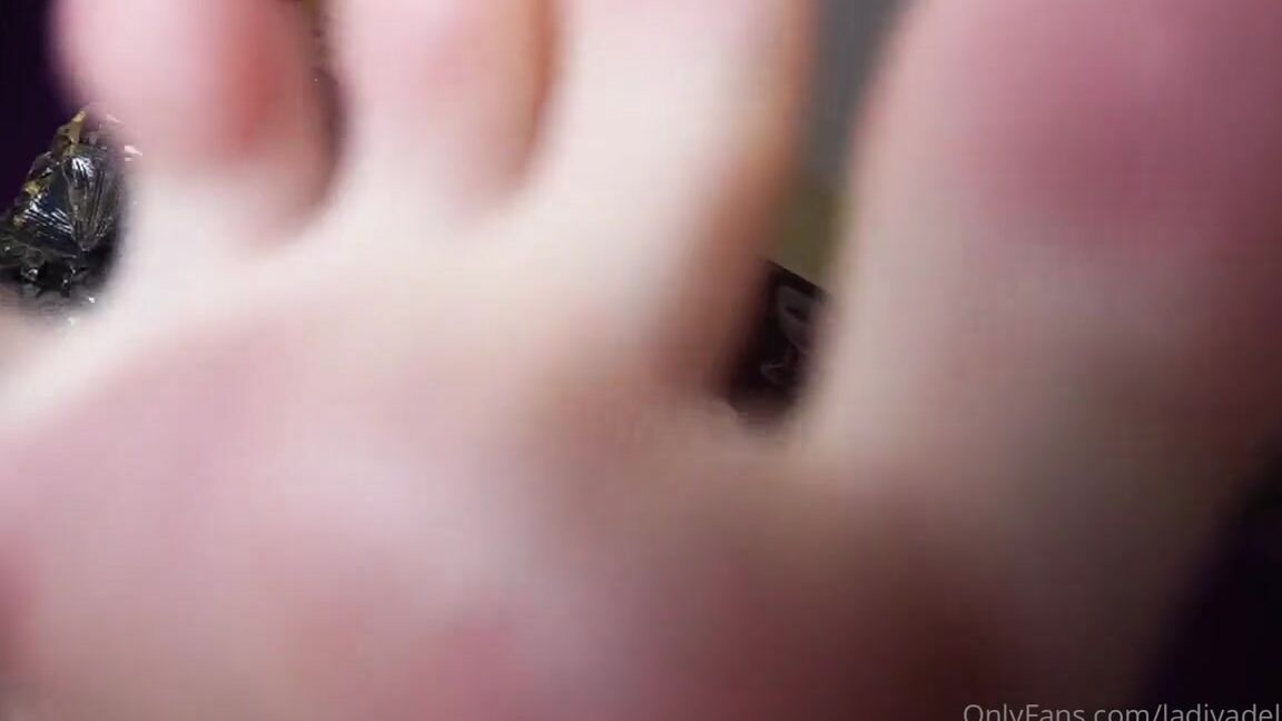 Alisha Griffanti Nicknamed Ladivadeltubo 05 10 2020 Onlyfans Video Fotto Gianluca Con I Miei Piedi