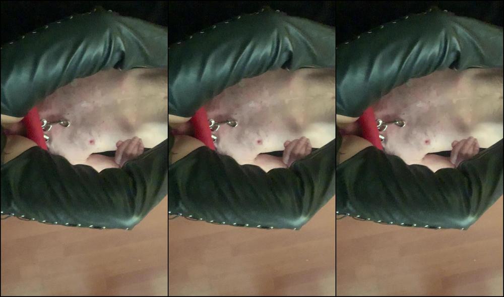 mistress damazonia smothering him with my big round ass that keeps Onlyfans