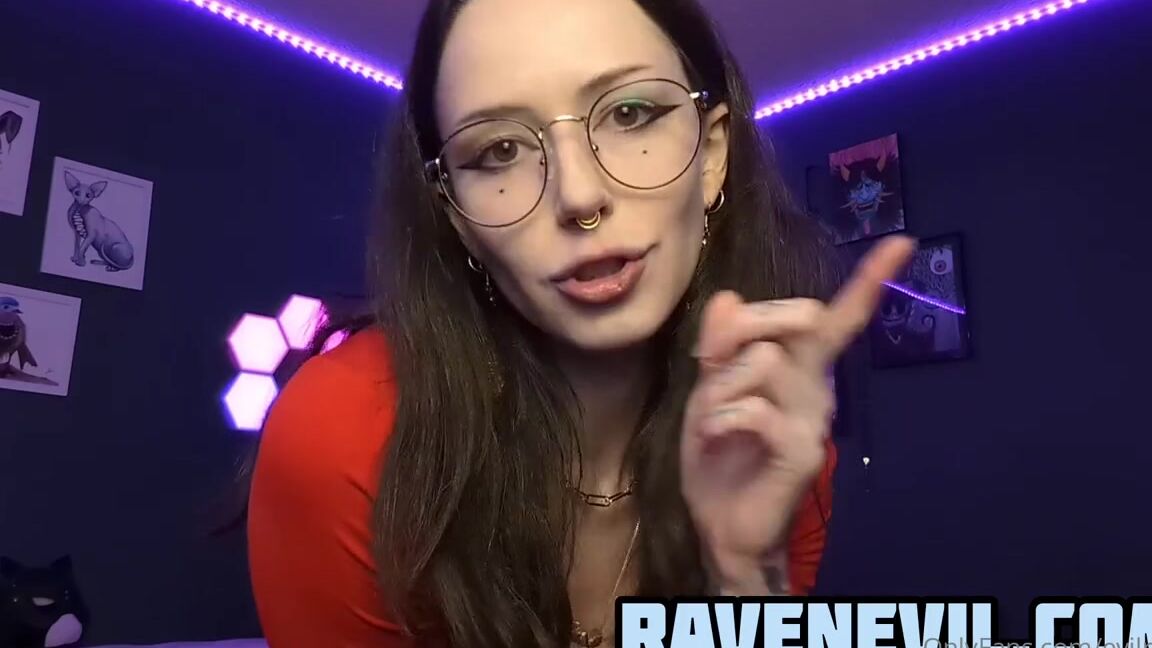 Goddess Raven Evil Nicknamed Evilraven Onlyfans New Videohands Free Homewrecker Office Custom Roleplay Its Happy Hour At Your New Job