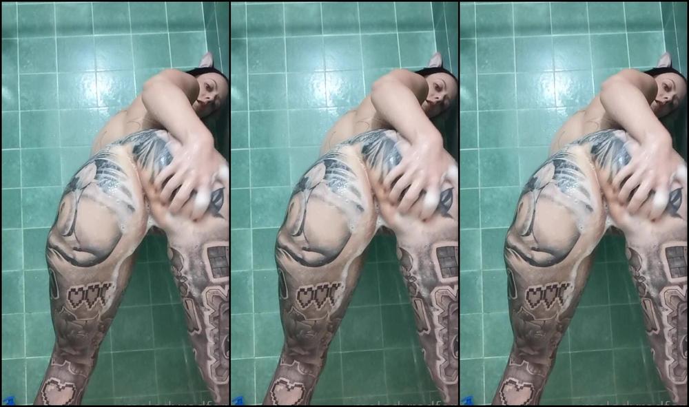 Melodyradford So Much Happened In The Shower Haha I Fucked My Pussy And Ass Broke My Glass Dildo And P