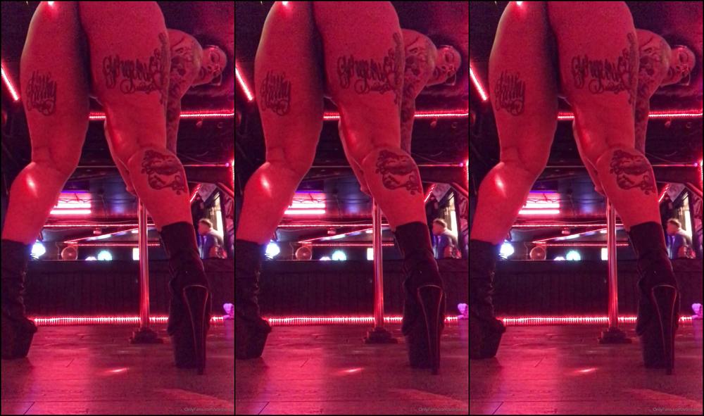 Vonbettie Topless Dance Set Lots Of Playing Around Because