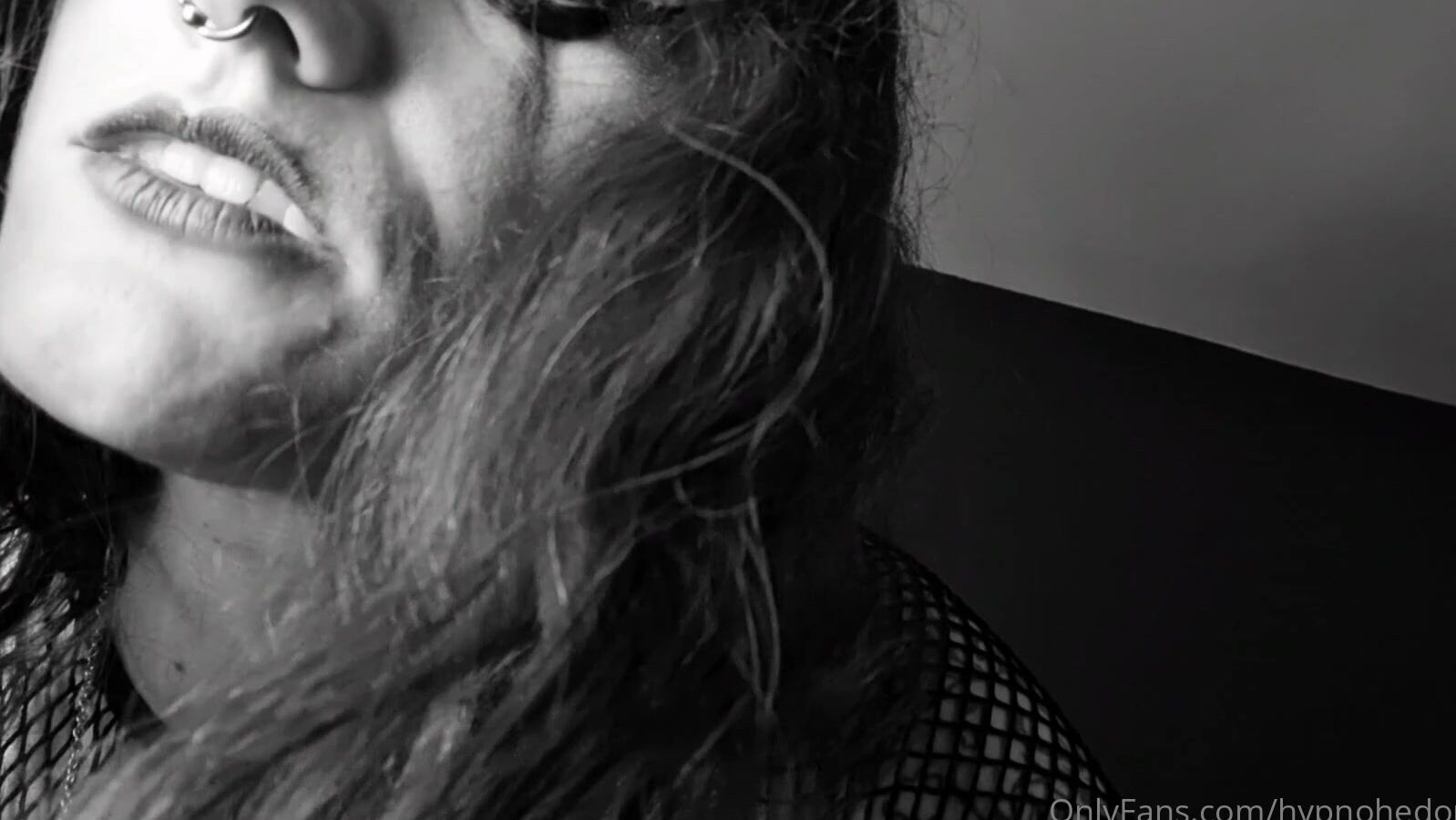 Hypnohedonista You Know You Long To Feel My Bite Blank Out Your Mind Cn Conversational Induction With