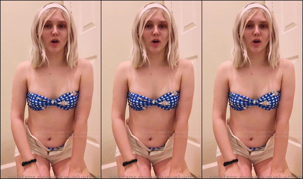 Bluevelvetbaby Oh My God Are You Really Jerking Off In My Bathr