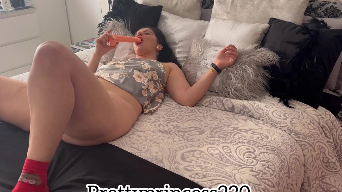 Prettyprincess220 04 04 2024 Onlyfans Video Latina Milf Masturbates With Farts