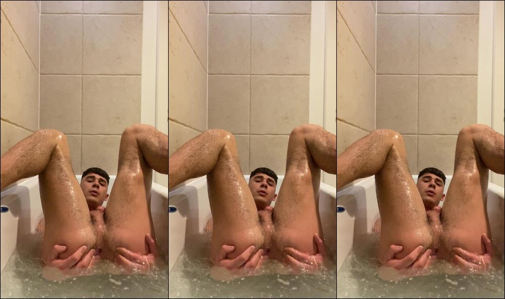 Handsomebuck Poll Assplay Video Part Part Is Pure Filth And Is An Exclusive Video Sent Via Mess