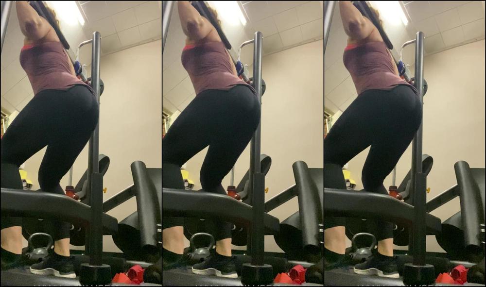Goddess Gynarchy Cm From The Floor Squats This Afternoon In My Gym