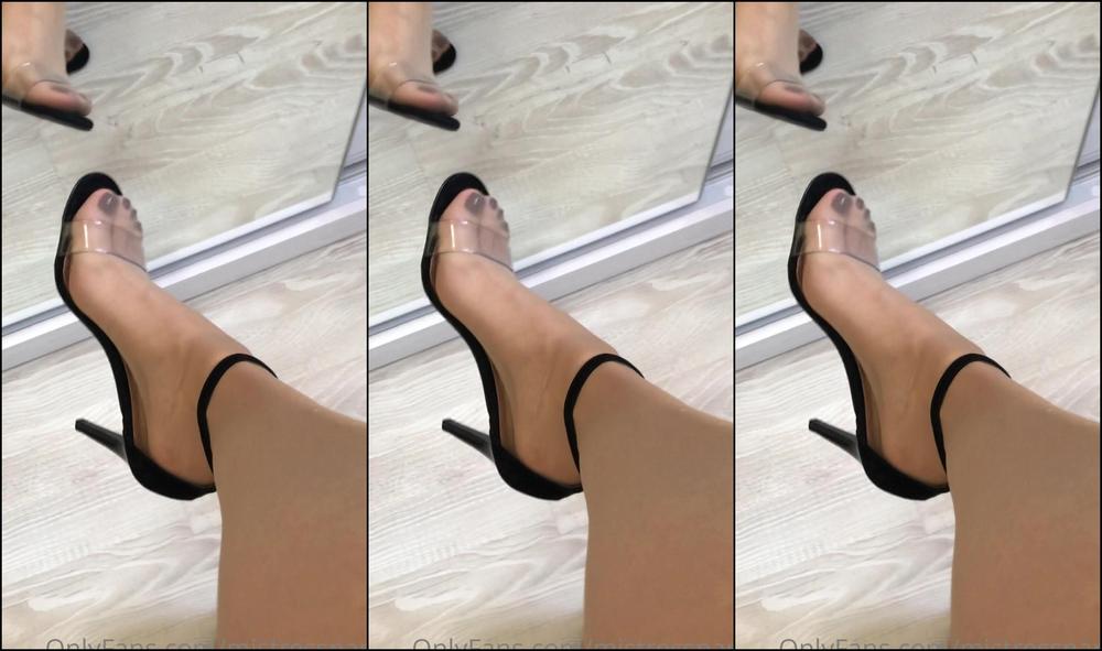 Mistressnara For Lovers Of Thin Socks A Very Sensual Video Showing Legs Heels And Feet Para