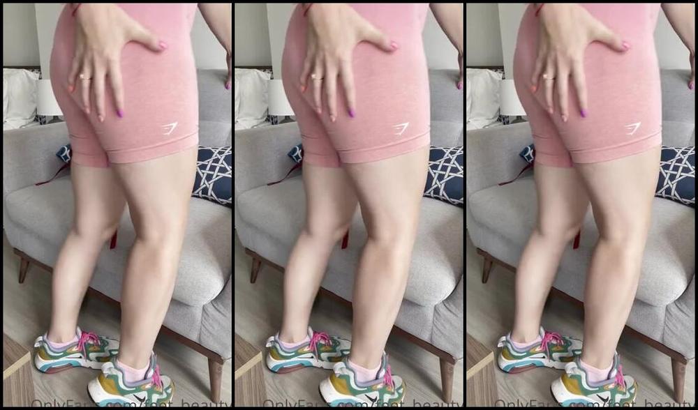 Feet Beautyx Nicknamed Feet Beautyx 08 10 2022 Onlyfans Video Pov You Meeet A Girl In The Gym Locker Rooms That Youve Been Seeing Around The Fd