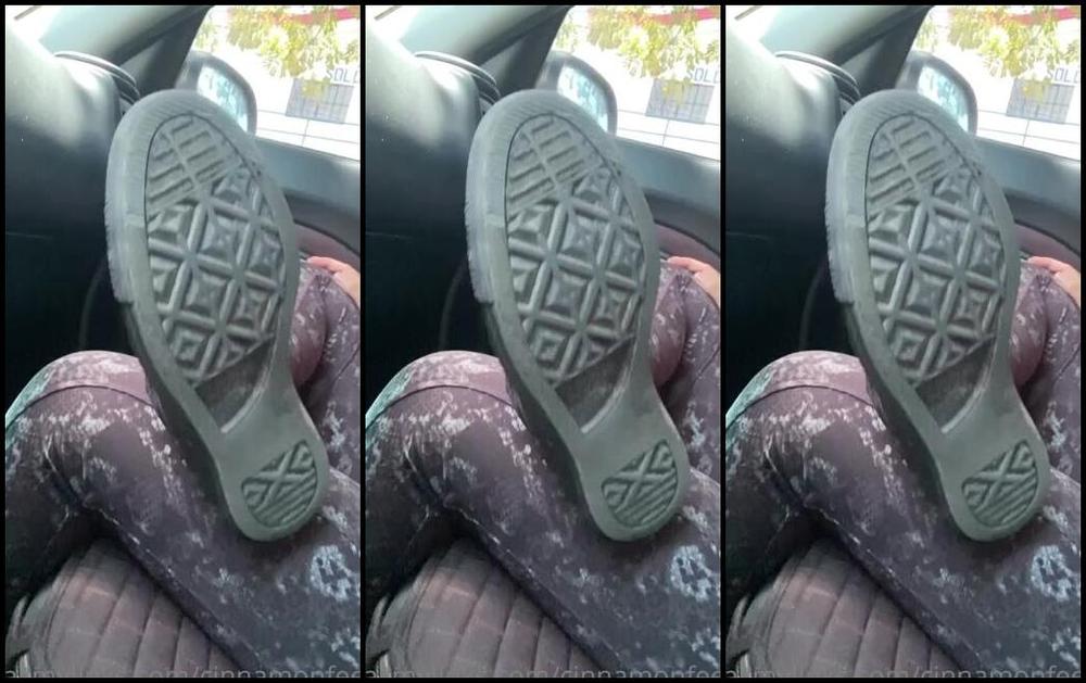 Goddess Cinnamon Aka Cinnamonfeet2 Onlyfans Taking My Old Smelly Shoes And Socks Off After Today S Workout I Know How Much You Like To Smell