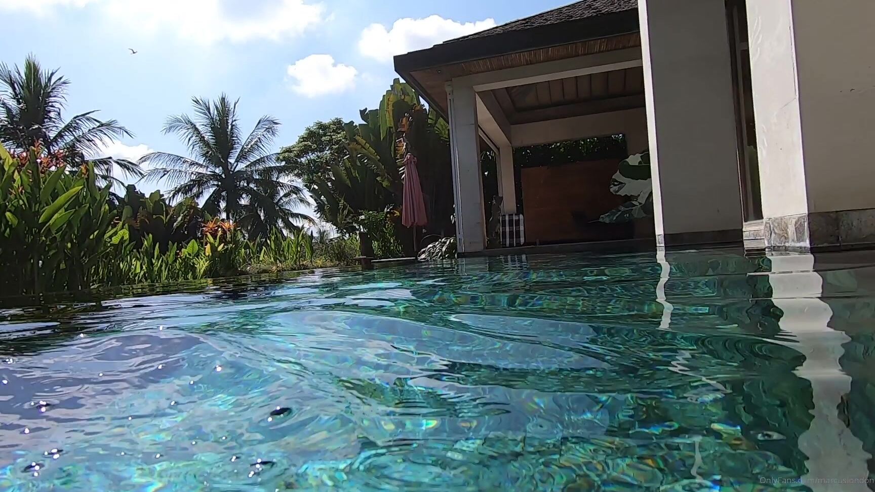 Marcuslondon Swimming In Bali