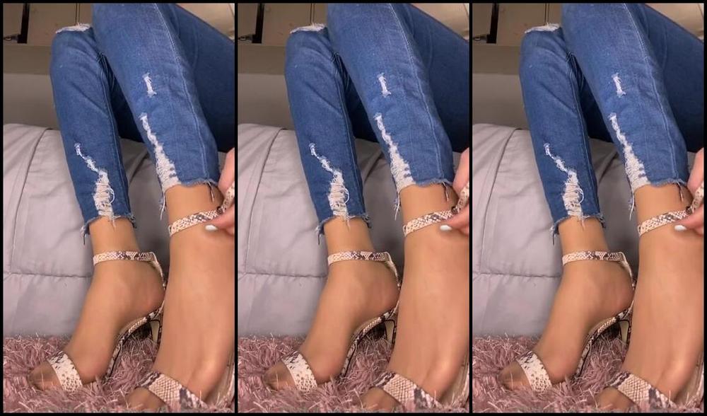 Hannah Robins Aka Hanna Hcri Onlyfans For The Heels Nylons Lovers