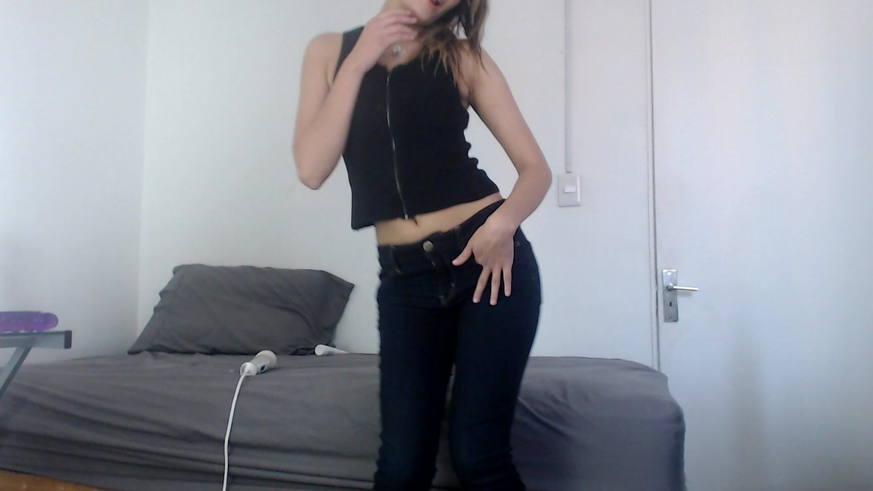 Dancing, Nudity/Naked, Amateur, Teens zkyblue my first streepties ManyVids