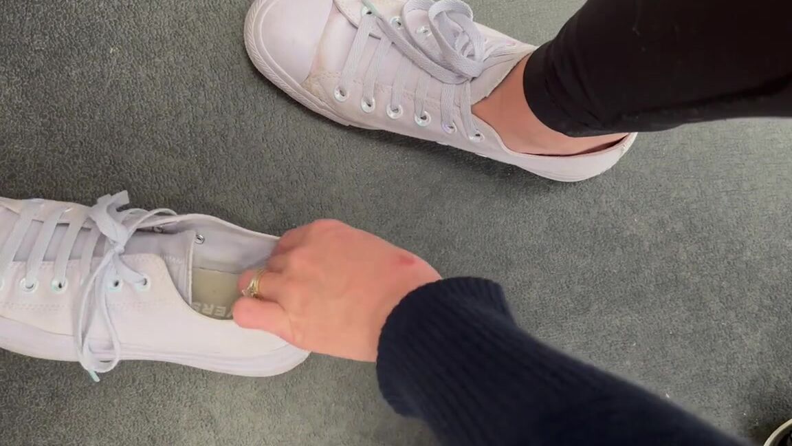 Keeley Kennedy Nicknamed Keeleyk Onlyfans Omg These Socks And These Shoes Are Getting So Sweaty Like And Comment If You2