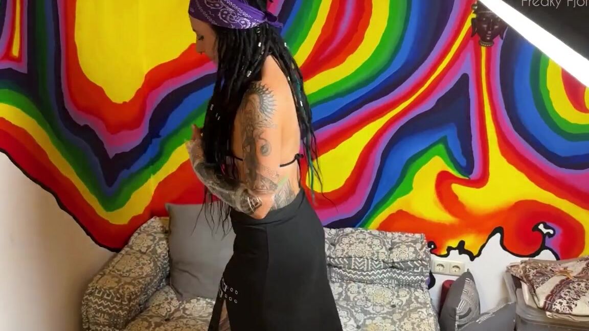 Freakyfjondaxxx 09 10 2024 Onlyfans Video Swipe For The Full Video