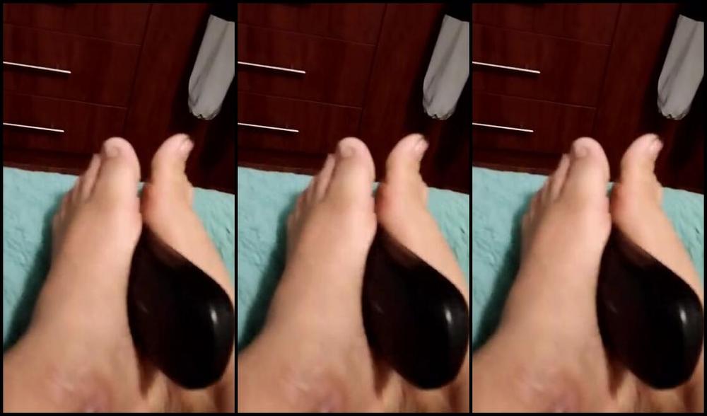 Shellygoddessfeet Nicknamed Sh3Llygoddess 12 16 2023 Onlyfans Video Llegando De Una Larga Caminata Te Gustar A Oler