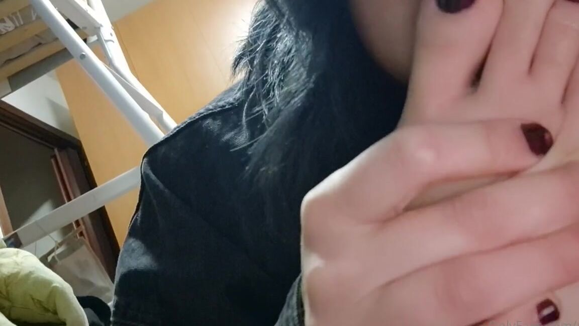 Nirvy Nicknamed Nirvy Onlyfans I Couldnt Wait To Get Home To Suck My Feet