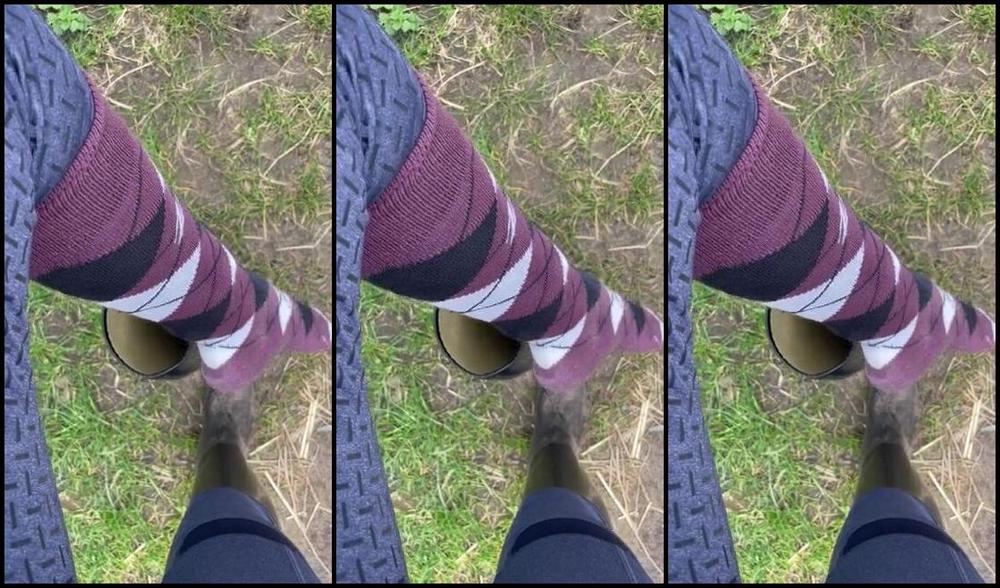 Equestrian Queen Sasja Luna Nicknamed Queensasjaluna 04 02 2024 Onlyfans Video Video Of My Ridingboots And Dirty Socks In The Stables