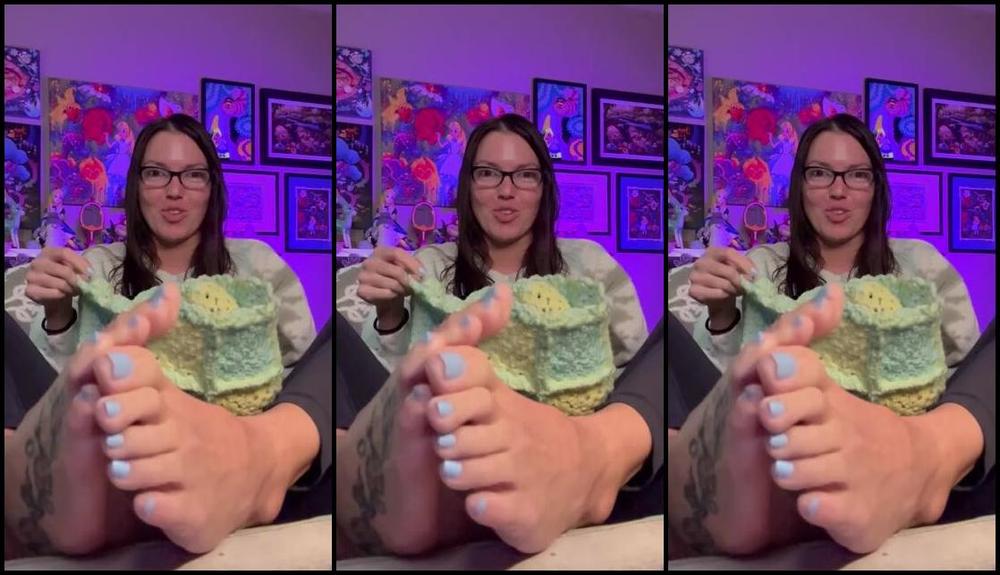 Alice Rose Nicknamed Alicerosequeenoftoes 12 21 2023 Onlyfans Video I Know You Like My Chatting Videos Or Maybe You Just Like Seeing My Toes