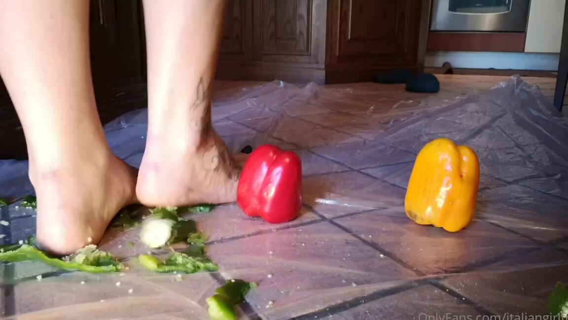 Italian Girlfriend Nicknamed Italiangirlfriend 07 23 2022 Onlyfans Video Enjoy It