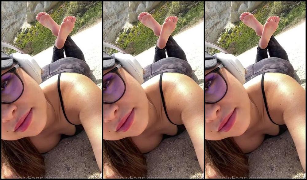 Tiny Gypsy Nicknamed Tinygypsyfeet 06 21 2022 Onlyfans Video Idk About This Angle But Yall Asked For A Video In The Pose