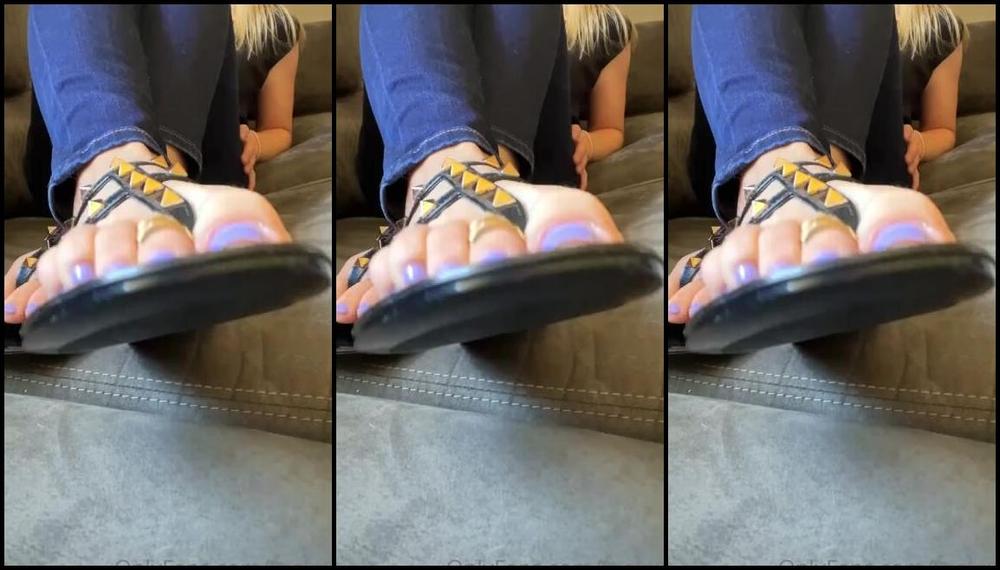 Toe Luxx Nicknamed Toeluxx 06 21 2022 Onlyfans Video Hi Guys Do You Like This Light Purple Color On Me