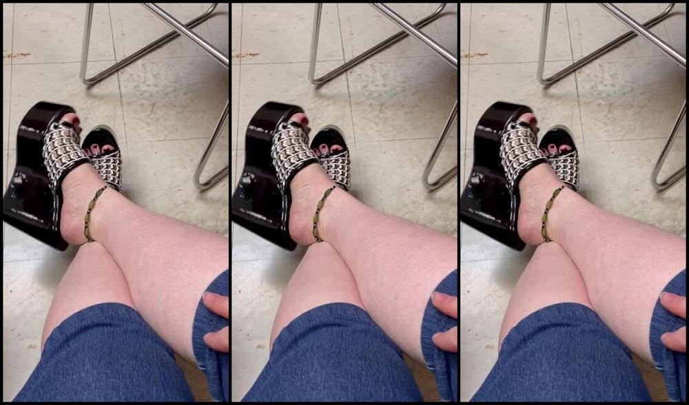 Fattyfeet420 Nicknamed Fattyfeet420 09 14 2023 Onlyfans Video Get Down And Get To Work