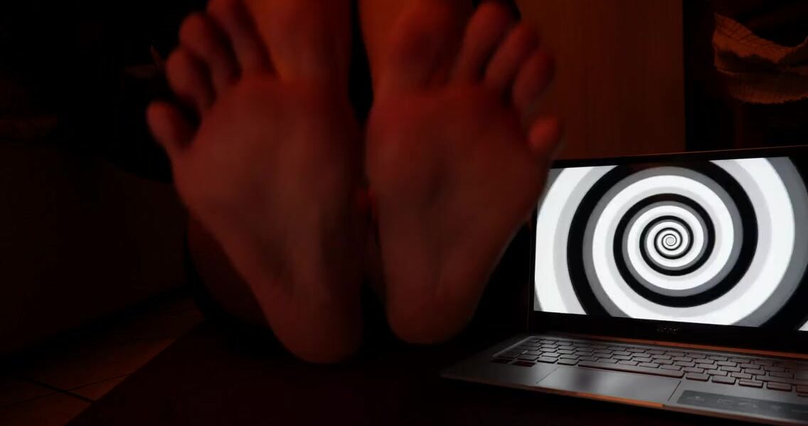 Nirvy Nicknamed Nirvy Onlyfans You Are Under My Control Now You Love My Feet And Want To Massage Them Til