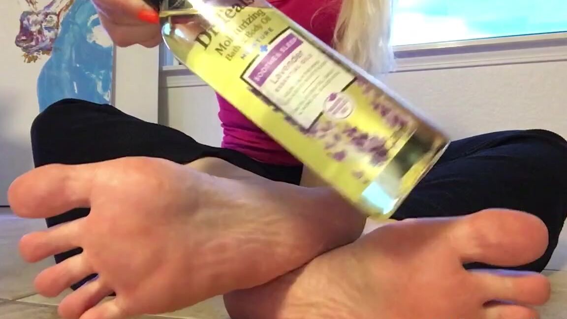 Alice Is More Nicknamed Aliceismore 06 23 2024 Onlyfans Video Welcum To My Studio Space D