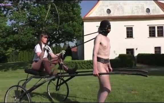 Vivienne Lamour Pulling The Trap Manyvids