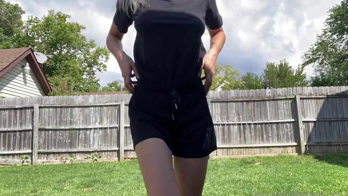 Goddess Shy Nicknamed Sweetshygirl97 Onlyfans Having Some Fun While I Smoke