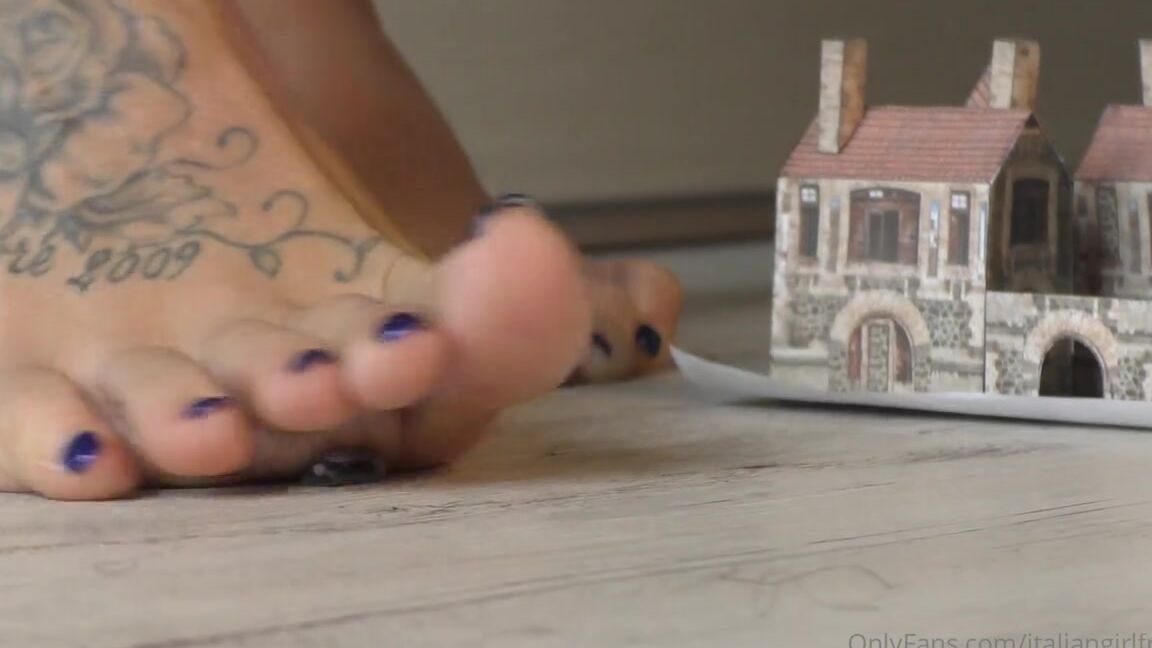 Italian Girlfriend Nicknamed Italiangirlfriend 07 22 2022 Onlyfans Video Papercrafts