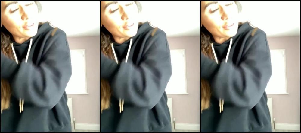 Bustylottie Nicknamed Bustylottie 10 10 2020 Onlyfans Video Stream Started At 10102020 0110 Pm