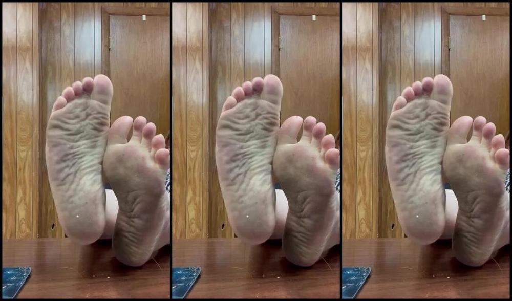 Fattyfeet420 Nicknamed Fattyfeet420 04 14 2024 Onlyfans Video Soiled Soles From The Warehouse Floor