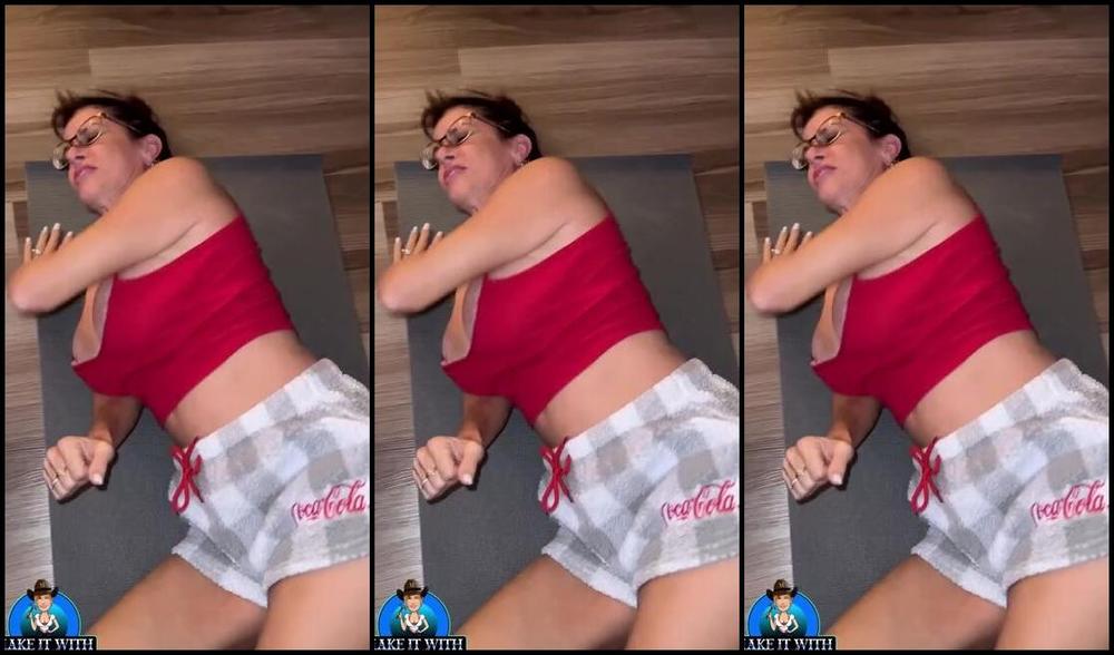 Themaryburke Nicknamed Themaryburke 01 17 2025 Onlyfans Video Morning Stretch Youtube Edit