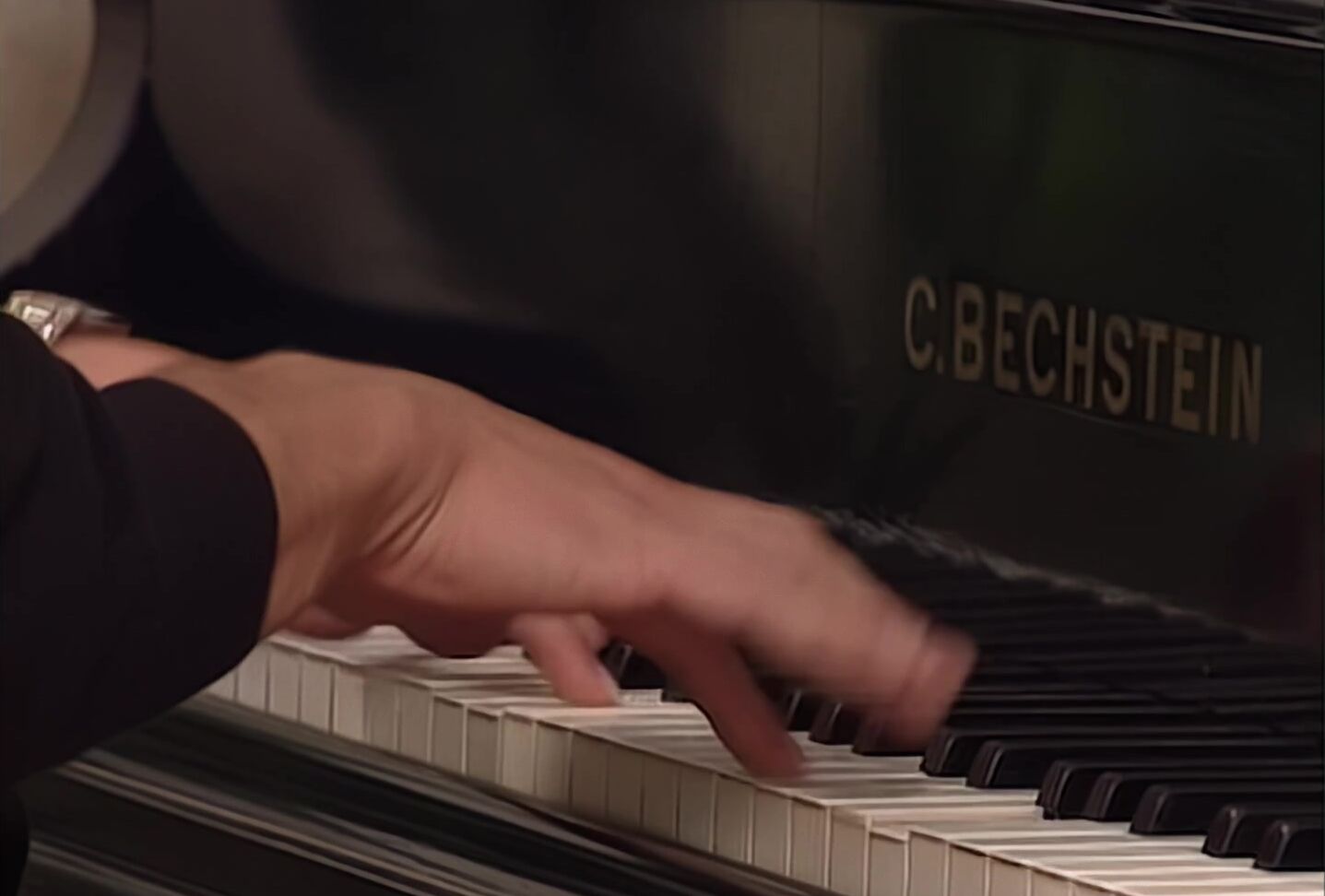 "Sandra Russo , Kathy Anderson, Yara Free, Isabella, Lea De Mae, Lucy Van Dam, George Uhl, Zenza Raggi, Jare, Pavel Sahaj"Ein Fitness Club Voll Heisser Mosen SiteRip