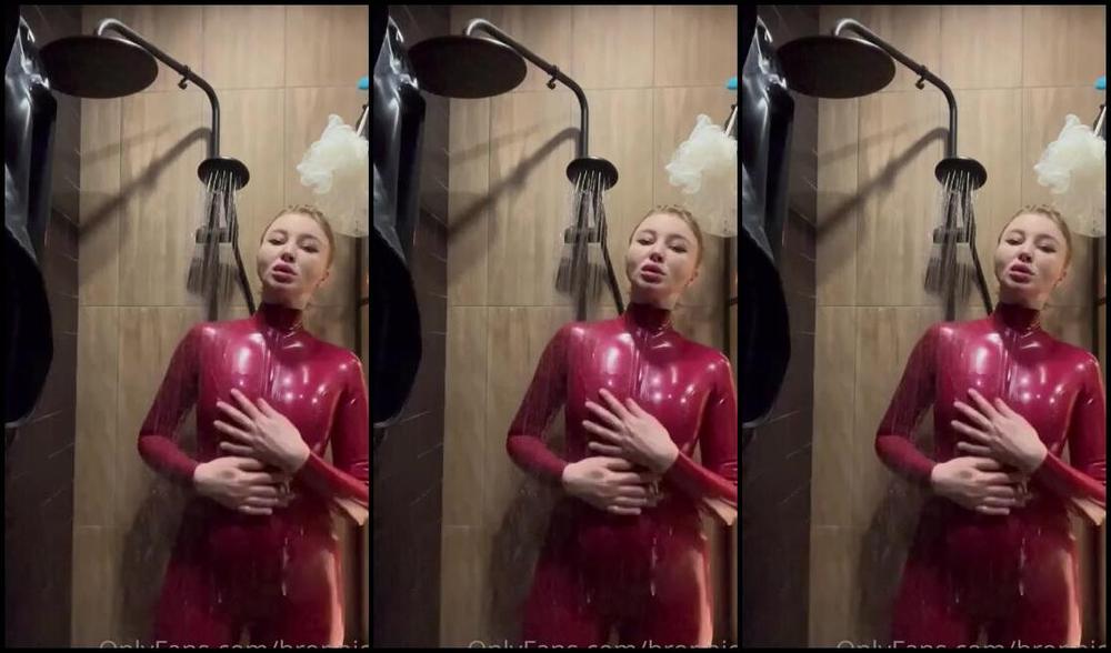 Anna Bronnica Nicknamed Bronnica 02 19 2022 Onlyfans Video Oh I Am Wet