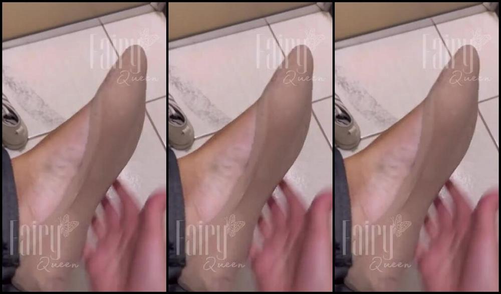 Fairy Queen Nicknamed Fairyqueen Feet 07 14 2024 Onlyfans Video I Arrived At The Gym To Change Straight From Work I Changed From One Smelly Sock